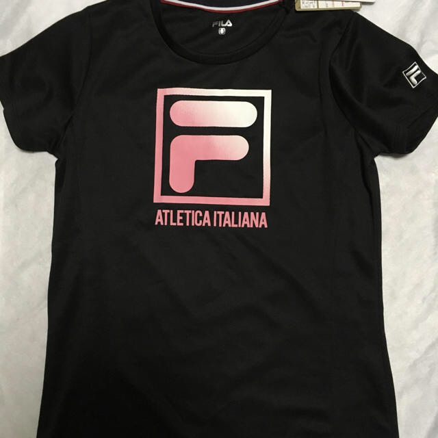 FILA(フィラ)の値下げ ♥ 新品未使用 FILA Tシャツ Sサイズ レディースのトップス(Tシャツ(半袖/袖なし))の商品写真