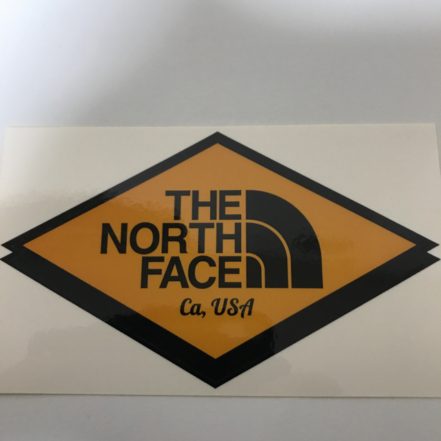 THE NORTH FACE(ザノースフェイス)の【縦7.5cm横12.8cm】THE NORTH FACEステッカー新作 自動車/バイクのバイク(ステッカー)の商品写真