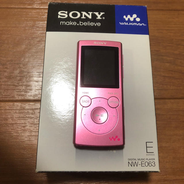 WALKMAN(ウォークマン)のソニー ウォークマンNW-E063 ピンク スピーカーセット スマホ/家電/カメラのオーディオ機器(ポータブルプレーヤー)の商品写真