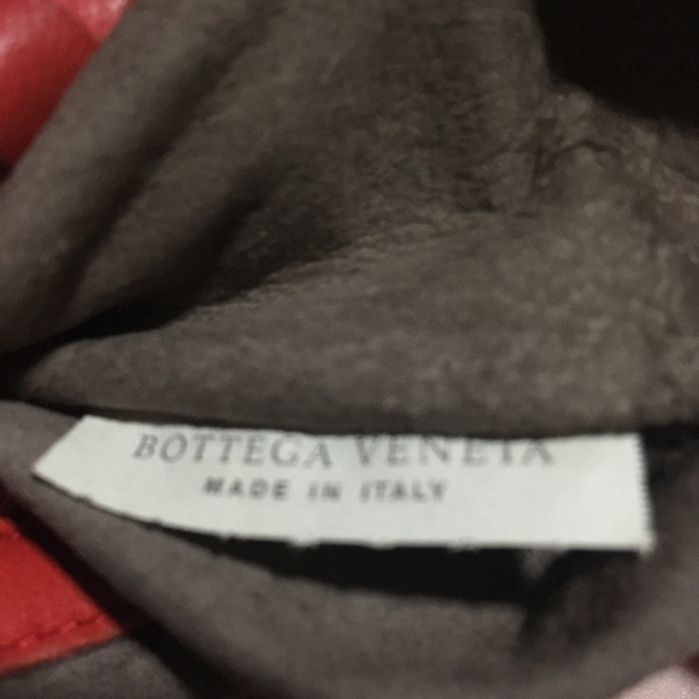 Bottega Veneta(ボッテガヴェネタ)のボッテガヴェネタ イントレチャート オレンジレッド レディースのバッグ(ショルダーバッグ)の商品写真