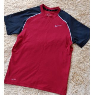 ナイキ(NIKE)の【ナイキ】ボーイズ ドライフィット半袖シャツ Mサイズ(Tシャツ/カットソー)