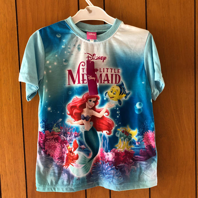 Disney(ディズニー)のアリエルパジャマ120 キッズ/ベビー/マタニティのキッズ服女の子用(90cm~)(パジャマ)の商品写真