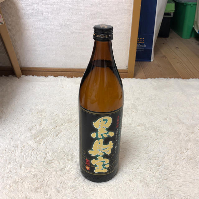 黒財宝焼酎 食品/飲料/酒の酒(焼酎)の商品写真