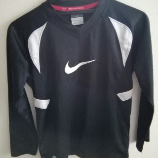 ナイキ(NIKE)のNIKE　DRI FIT 130_140　ウェア　最終値下げ(Tシャツ/カットソー)