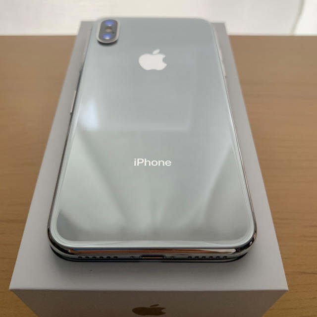 iPhone X Silver 256GB SIMフリー