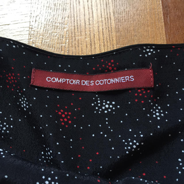 Comptoir des cotonniers(コントワーデコトニエ)のコントワー.デ.コトニエ 黒ミニスカート 美品！ レディースのスカート(ミニスカート)の商品写真