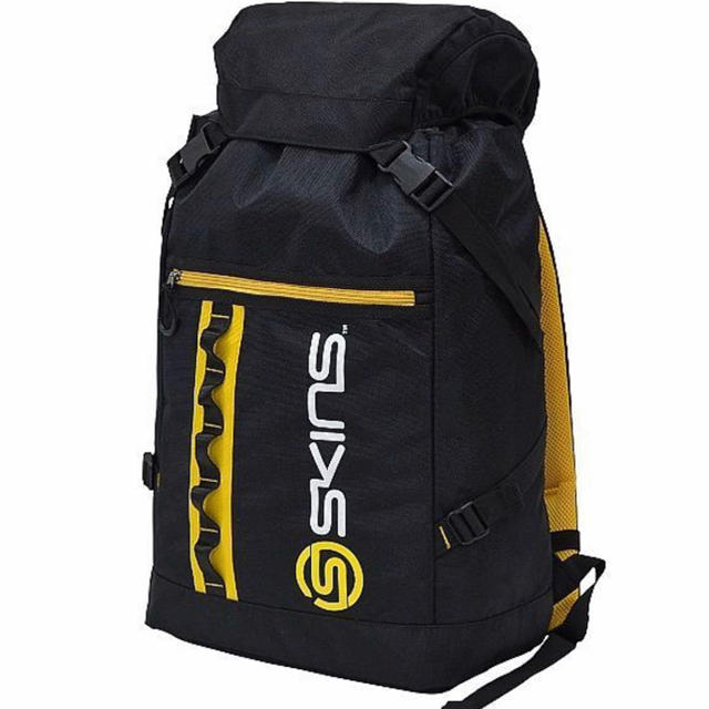 SKINS(スキンズ)の【新品】skins バックパック 大容量 メンズのバッグ(バッグパック/リュック)の商品写真