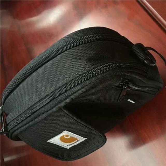 carhartt(カーハート)の carhartt wip  ショルダーバック メンズのバッグ(ショルダーバッグ)の商品写真