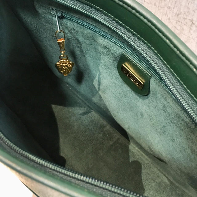 Gucci - オールド グッチ レザー ショルダーバッグ グリーンの通販 by