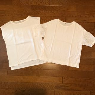 ユニクロ(UNIQLO)のUNIQLO エンブロイダリーTシャツ2枚セット(Tシャツ(半袖/袖なし))