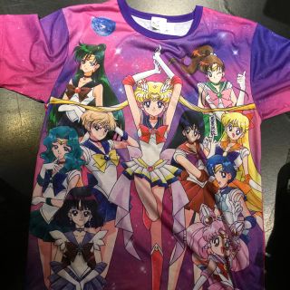 セーラームーン グッズ Tシャツ レディース 半袖 の通販 13点 セーラームーンのレディースを買うならラクマ