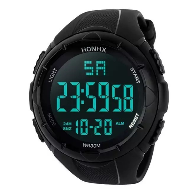 グッチ 時計 レプリカヴィンテージ 、 スポーツウォッチ　デジタル腕時計　の通販 by にこちゃん's shop｜ラクマ