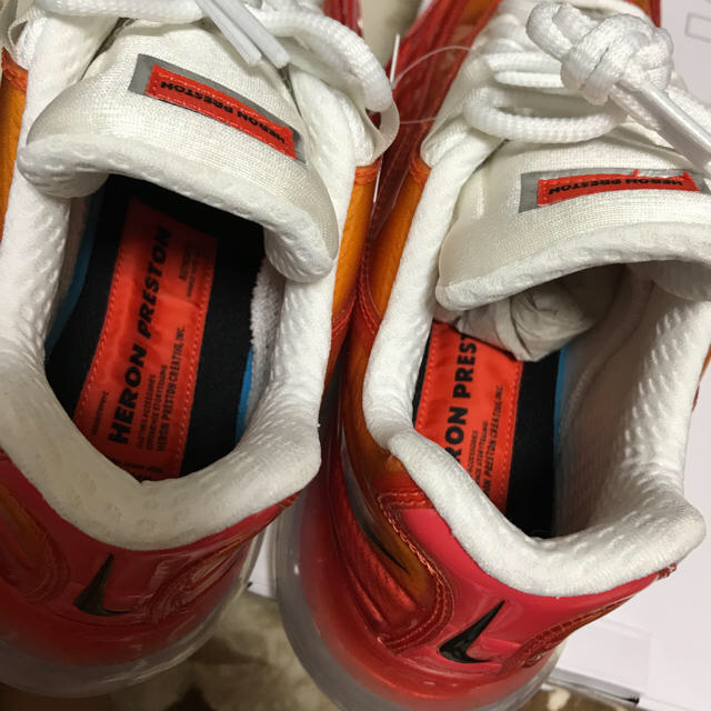 NIKE(ナイキ)のnike airmax720 HERON PRESTON supreme メンズの靴/シューズ(スニーカー)の商品写真