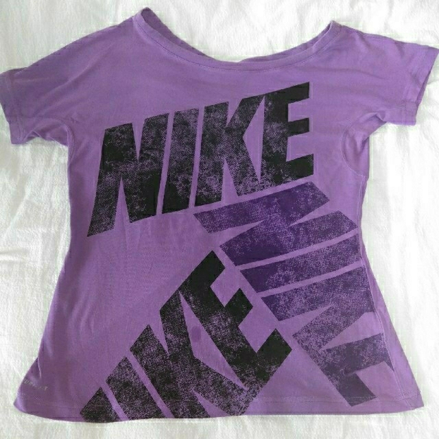 NIKE(ナイキ)のasamiさま♪　NIKE　トップス レディースのトップス(Tシャツ(半袖/袖なし))の商品写真