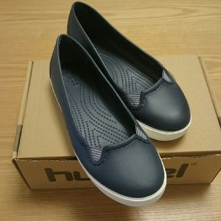 クロックス(crocs)のcrocsスニーカー (スニーカー)