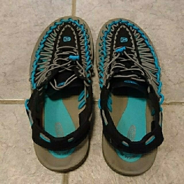 KEEN ユニーク メンズ  ターコイズブルー(27cm)