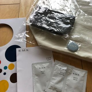 アールエムケー(RMK)のRMK  バッグとポーチと試供品(ノベルティグッズ)