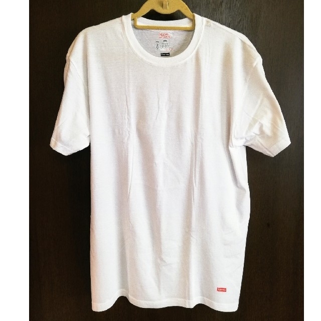 Supreme(シュプリーム)のスプリーム Tシャツ(白) Supreme/Hanes Tagless Tee メンズのトップス(Tシャツ/カットソー(半袖/袖なし))の商品写真