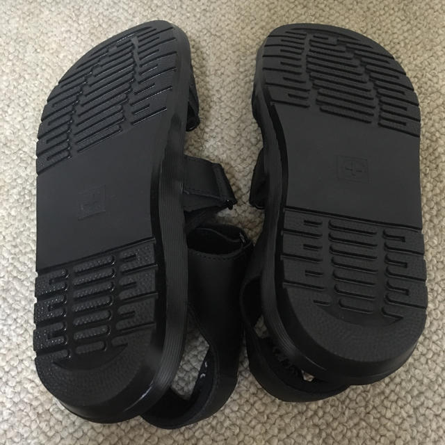 Dr.Martens(ドクターマーチン)のDr.Martens ドクターマーチン REDFIN STRAP SANDAL  メンズの靴/シューズ(サンダル)の商品写真