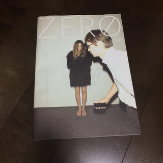 アイ(i)のモデルikumi さんの雑誌ZERO(ファッション)