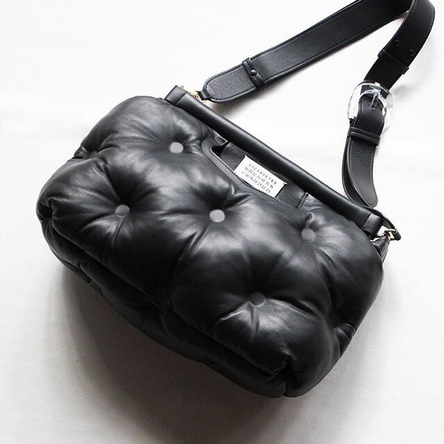 Maison Martin Margiela(マルタンマルジェラ)の売約済新品未使用 マルタンマルジェラ GLAMSLAM レディースのバッグ(ショルダーバッグ)の商品写真