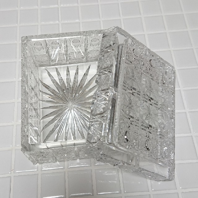 BOHEMIA Cristal - Mitsu 様専用 ボヘミアンガラス 灰皿 置物の通販 by