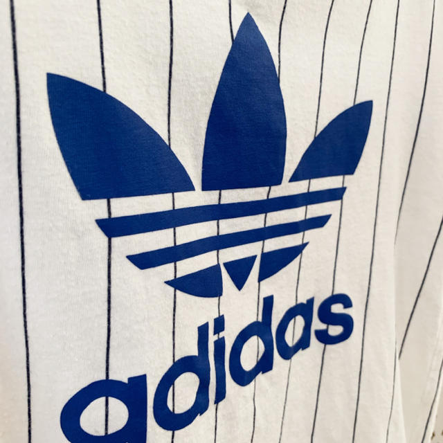 adidas(アディダス)のadidas Tシャツ キッズ/ベビー/マタニティのキッズ服男の子用(90cm~)(Tシャツ/カットソー)の商品写真