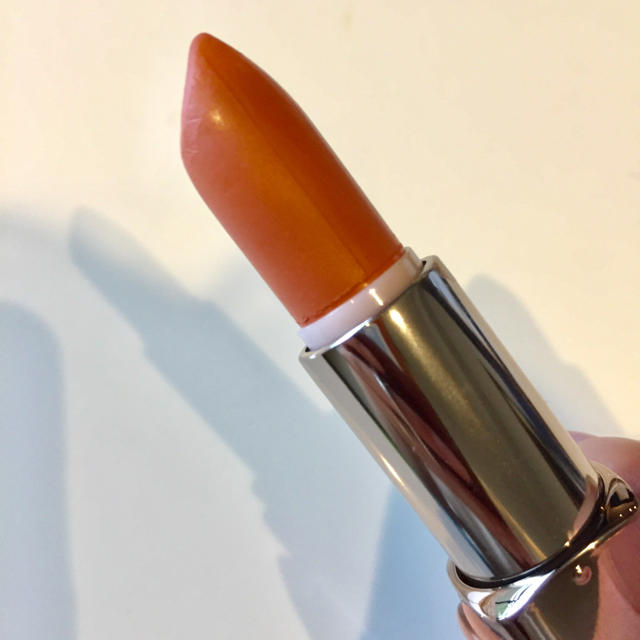 L'Oreal Paris(ロレアルパリ)のロレアルパリ カラーリッシュ モイストマット　C501　クレヨンサンセット コスメ/美容のベースメイク/化粧品(口紅)の商品写真