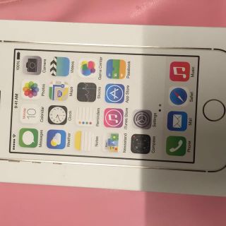 iPhone5s ゴールド16G(スマートフォン本体)