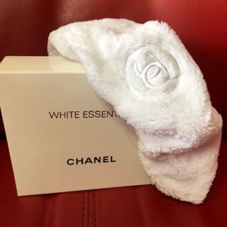 シャネル(CHANEL)のCHANELヘアーバンド❀未使用品(ヘアバンド)