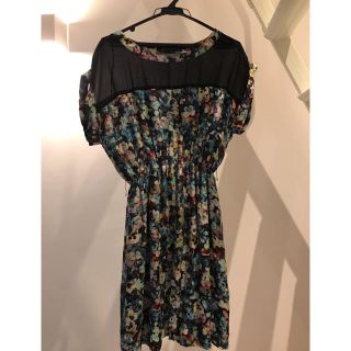 ザラ(ZARA)のザラ 花柄ワンピース(ひざ丈ワンピース)