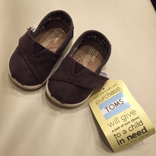 トムズ(TOMS)の新品♡TOMSベビーシューズ♡size3(フラットシューズ)