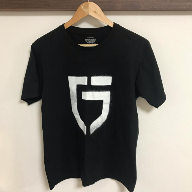 GARNI(ガルニ)のGARNI ステンシル Ｔシャツ 黒 Ｍ メンズのトップス(Tシャツ/カットソー(半袖/袖なし))の商品写真