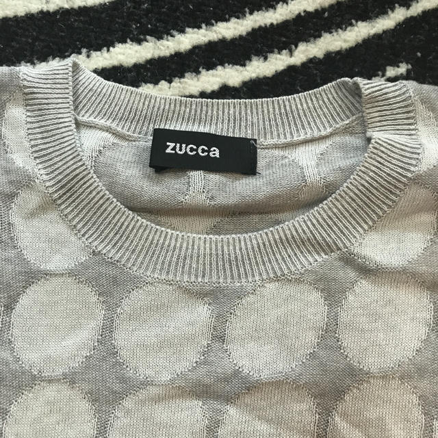 ZUCCa(ズッカ)の専用    ズッカ   ドット半袖ニット レディースのトップス(ニット/セーター)の商品写真