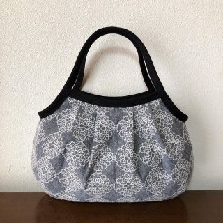 ダンガリー刺繍 レース風 淡黒 Mサイズ グラニーバック(バッグ)