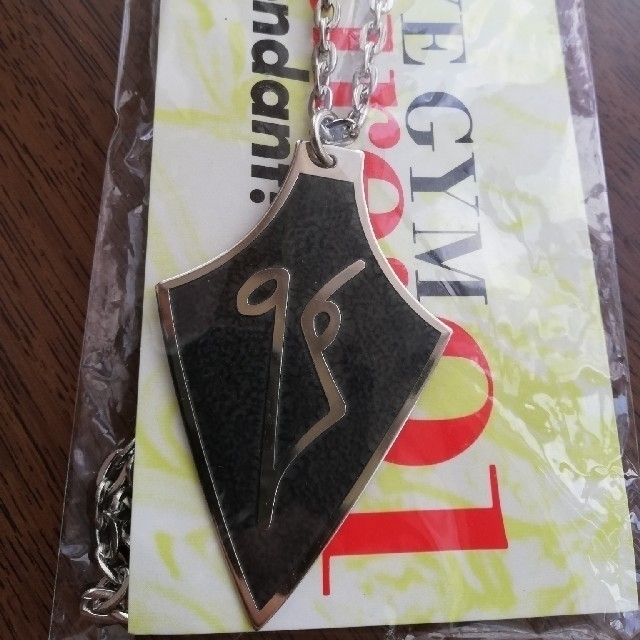 B'z live gym pleasure 91 ペンダントの通販 by ころすけ|ラクマ B'z live gym pleasure 91 ペンダントの通販 by ころすけ|ラクマ