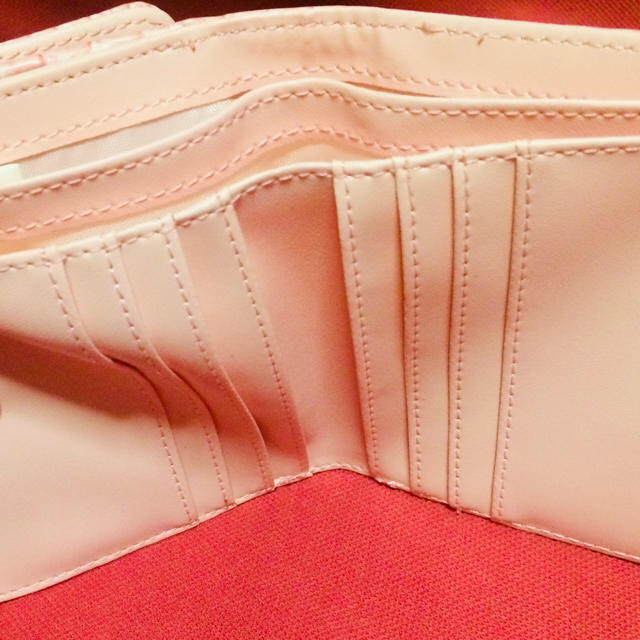 サンリオ(サンリオ)のキティー・三つ折り財布 メンズのファッション小物(折り財布)の商品写真