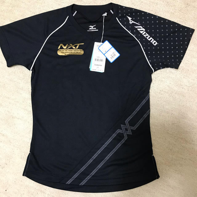 MIZUNO(ミズノ)のカエラエイト様　専用　ミズノ Tシャツ  3520円　Mサイズ 新品未使用 レディースのトップス(Tシャツ(半袖/袖なし))の商品写真