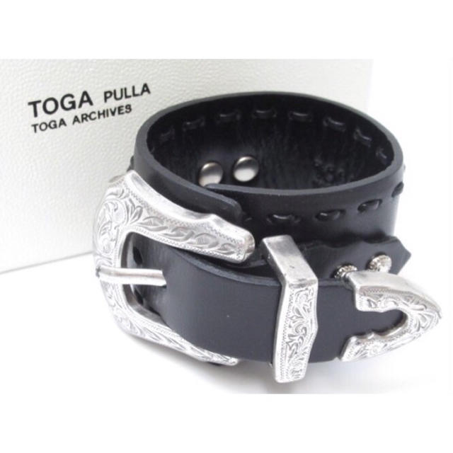 TOGA PULLA レザーブレスレット バングル 箱付