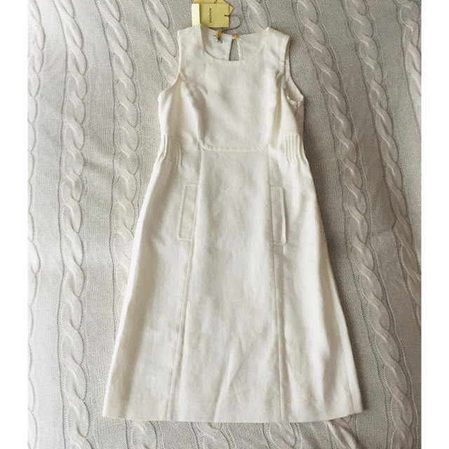 Agnona - アニオナ 22万円 世界最高峰 美品 サマードレス ワンピース 麻素材 ホワイトの通販 by momo 発送現在1週間前後