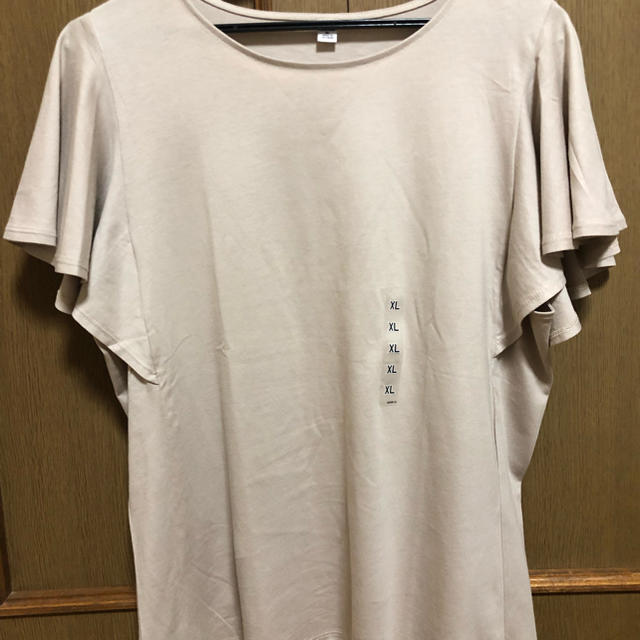 UNIQLO(ユニクロ)のユニクロ  新品 未使用  レディースのトップス(Tシャツ(半袖/袖なし))の商品写真
