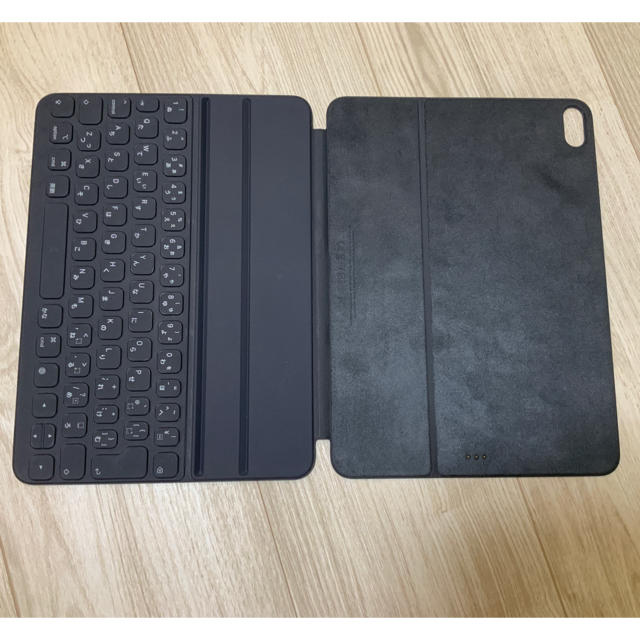 iPad(アイパッド)のSmart Keyboard folio 11インチ JIS スマホ/家電/カメラのスマホアクセサリー(iPadケース)の商品写真