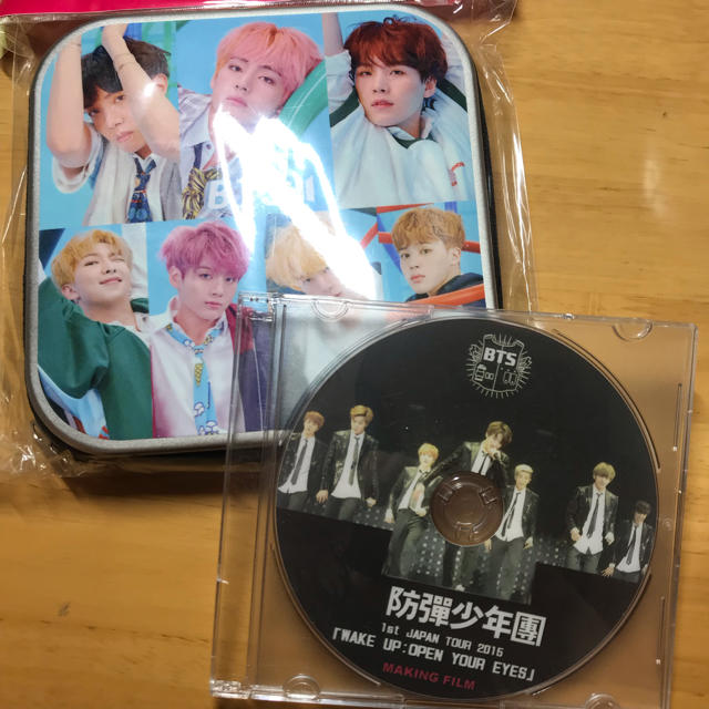 防弾少年団(BTS)(ボウダンショウネンダン)のbts CDケース DVD エンタメ/ホビーのCD(K-POP/アジア)の商品写真