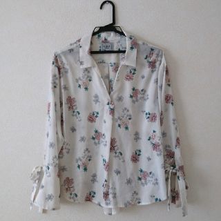 エイミーイストワール(eimy istoire)のエイミーイストワール 新宿店限定 double flower シャツ ブラウス(シャツ/ブラウス(長袖/七分))