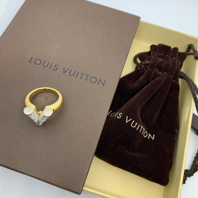 LOUIS VUITTON(ルイヴィトン)の正規品 ルイヴィトン LOUISVUITTON エセンシャルV リング 指輪 レディースのアクセサリー(リング(指輪))の商品写真