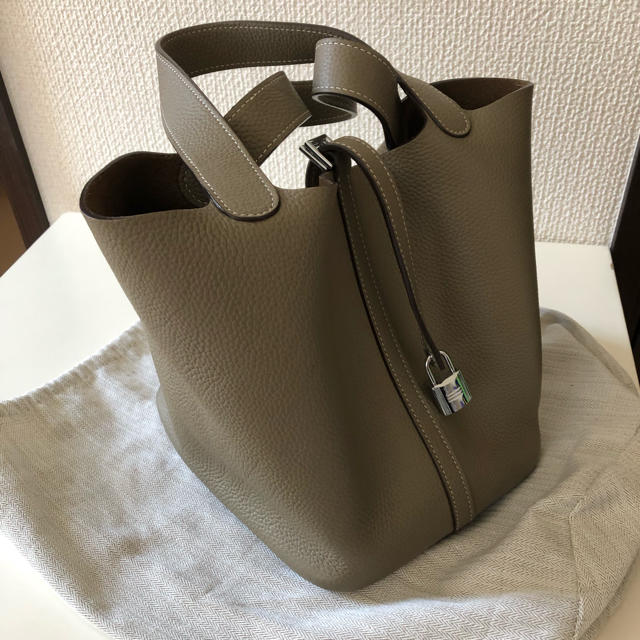 ピコタン風バッグ レディースのバッグ(ハンドバッグ)の商品写真