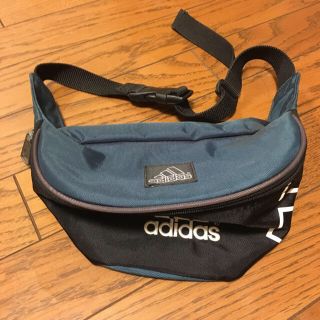 アディダス(adidas)のウエストポーチ(ボディバッグ/ウエストポーチ)