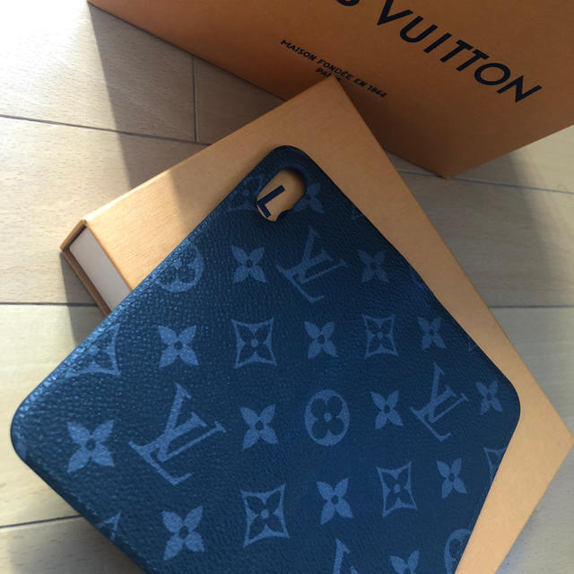 LOUIS VUITTON - ルイヴィトンiPhone xRケースの通販 by HIRO's shop｜ルイヴィトンならラクマ