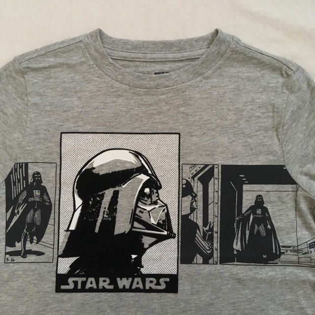 GAP Kids(ギャップキッズ)の『新品』GapKids×STAR WARS 半袖Tシャツ 120㎝サイズ キッズ/ベビー/マタニティのキッズ/ベビー/マタニティ その他(その他)の商品写真