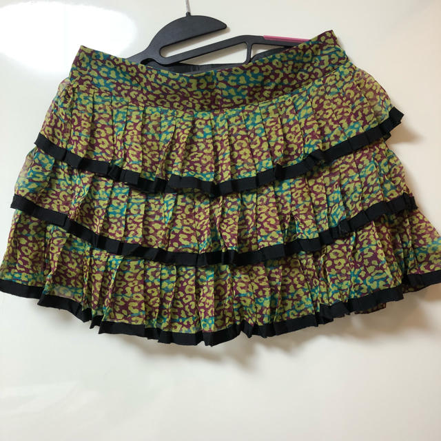 FOREVER 21(フォーエバートゥエンティーワン)のフォーエバー21 スカート  ヒョウ柄  レディースのスカート(ひざ丈スカート)の商品写真